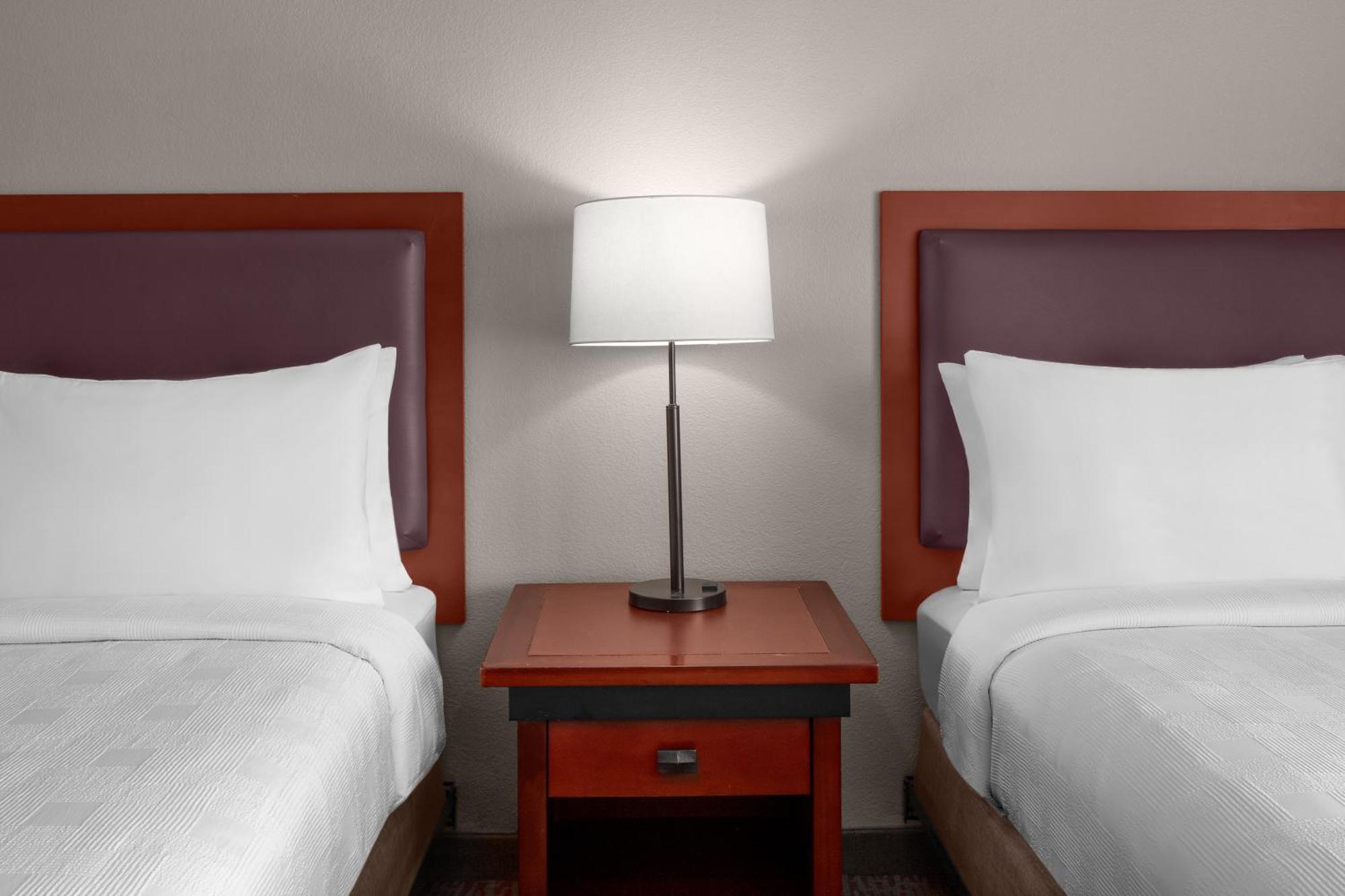 Larkspur Landing Extended Stay Suites Folsom Extérieur photo