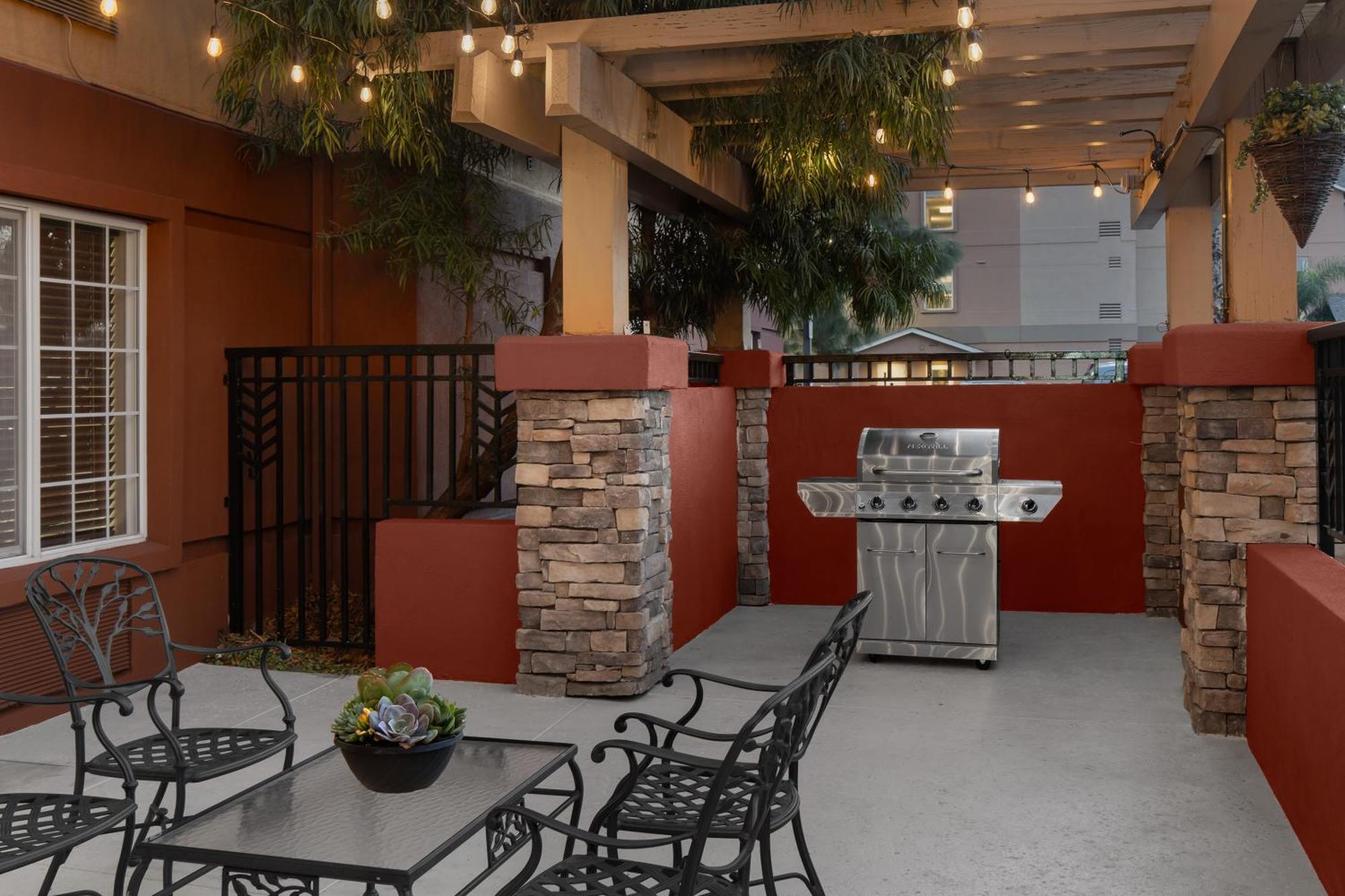 Larkspur Landing Extended Stay Suites Folsom Extérieur photo